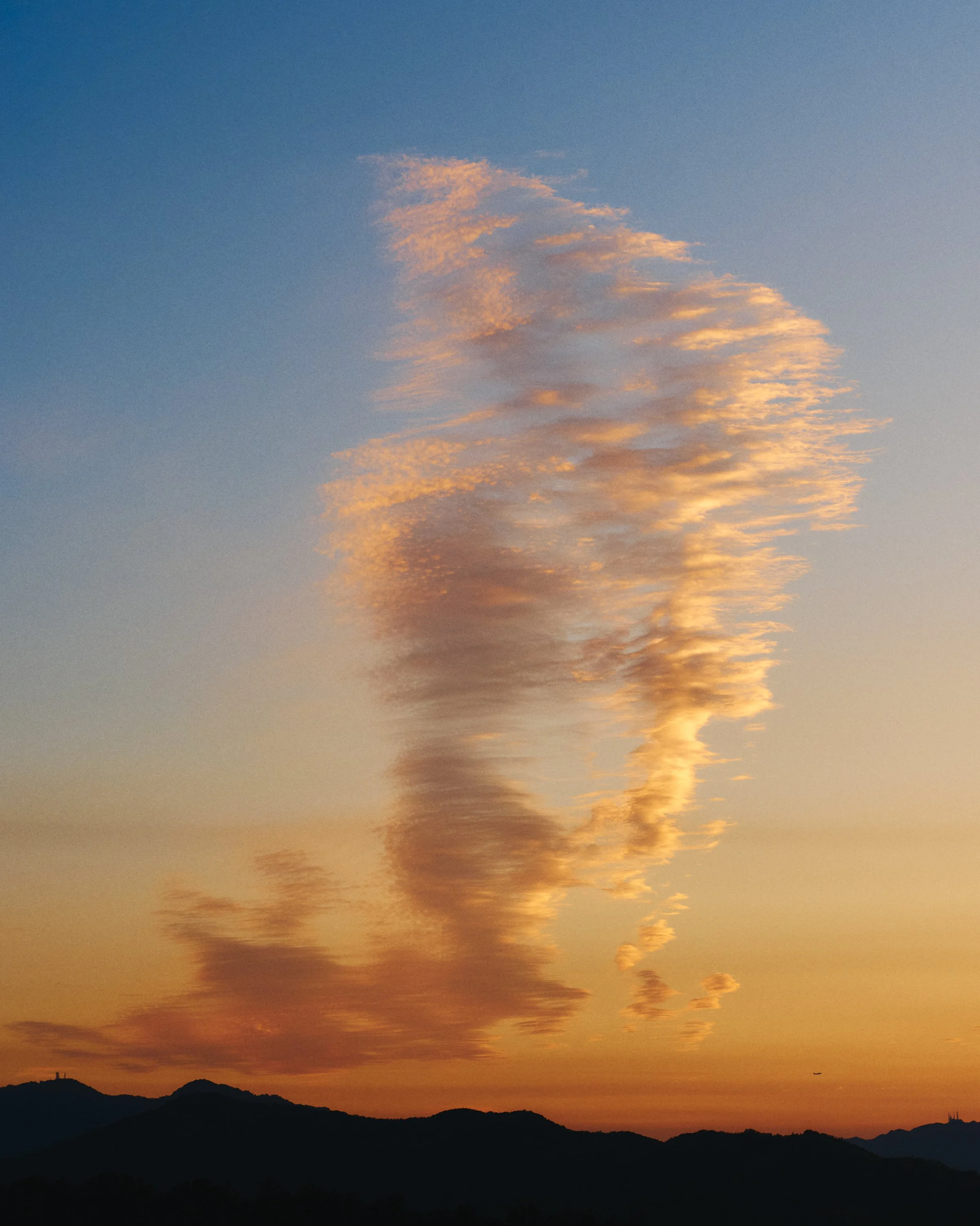 7:51 PM, South Korea, 2025