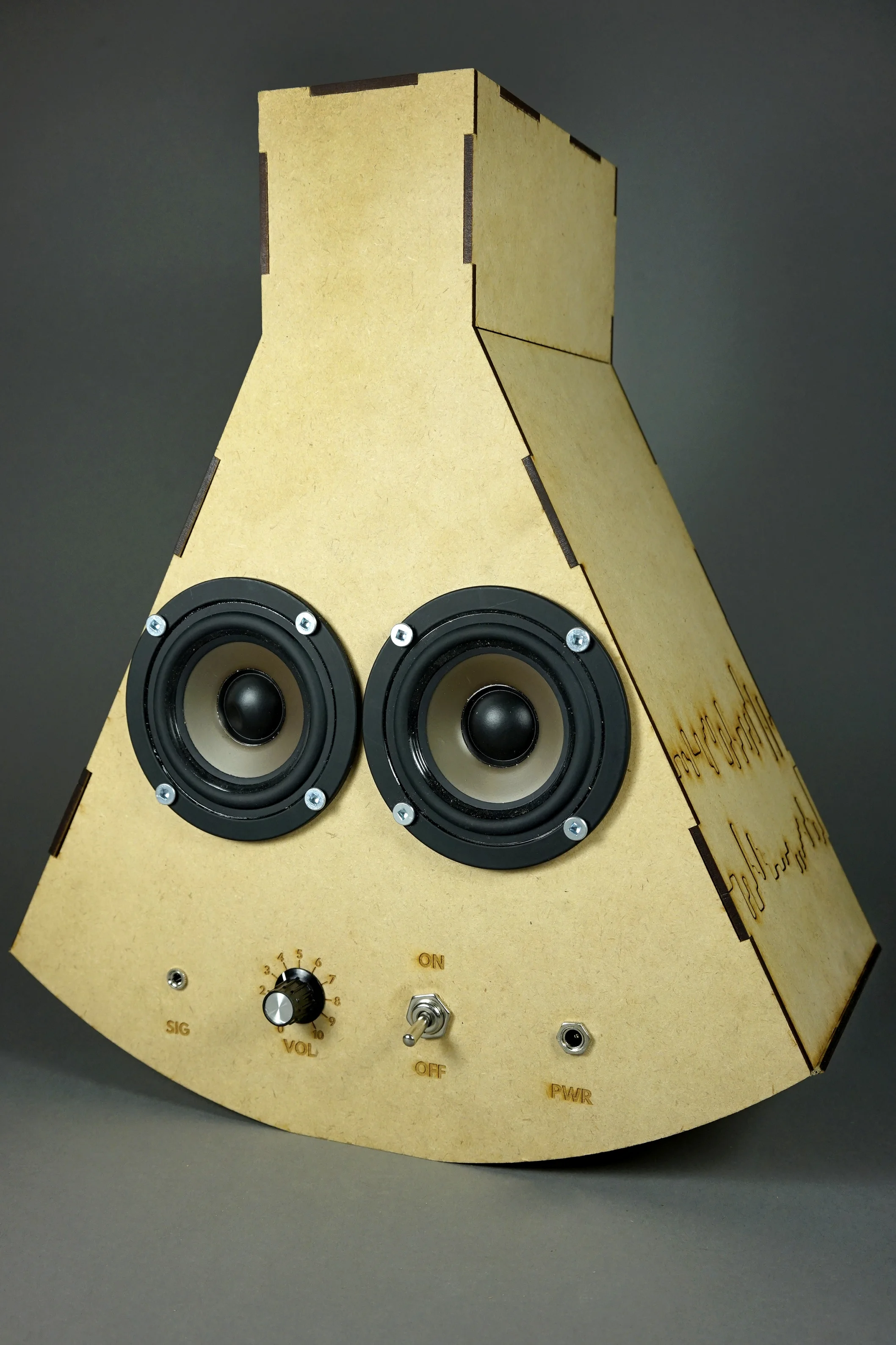 Ben G's custom-circuit amplifier in the style of a space capsule.