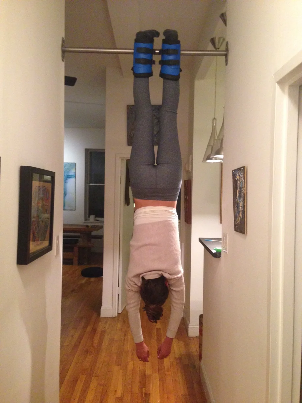 4 Ways To Decompress Your Spine! —