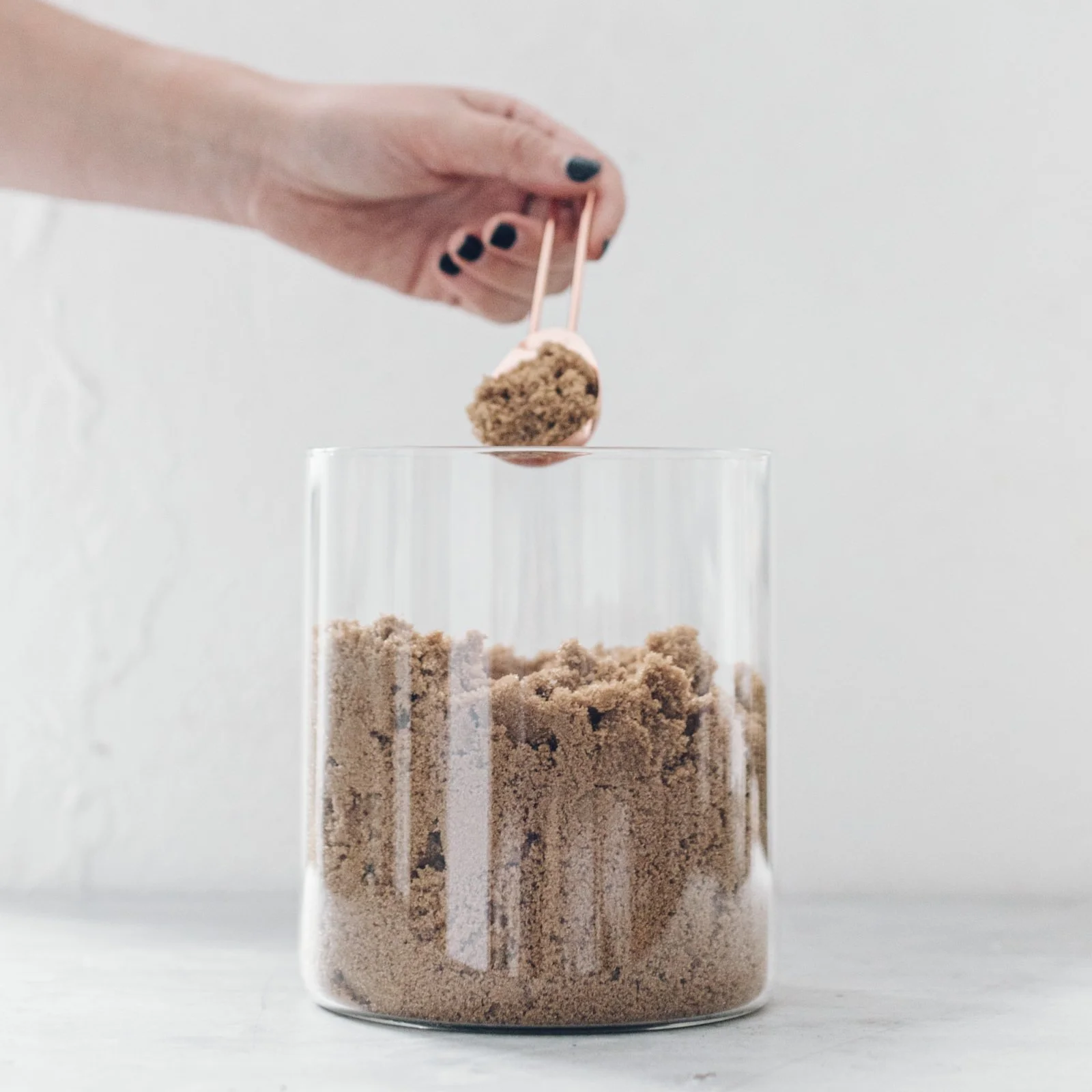 Glass pantry canister with bamboo lid 2.4L