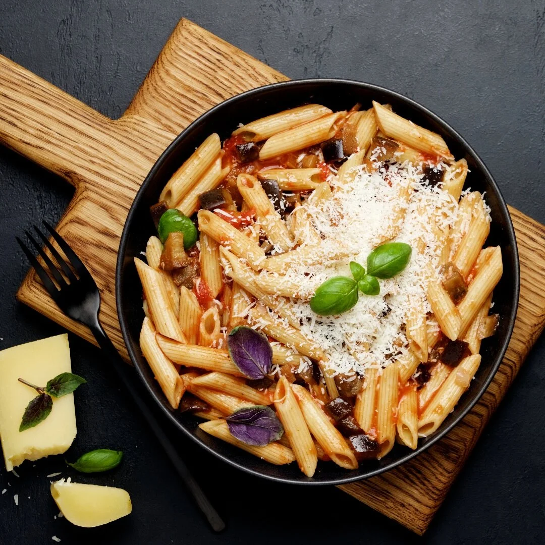 Slow Cooker Tomato Pasta Recipe alyce alexandra