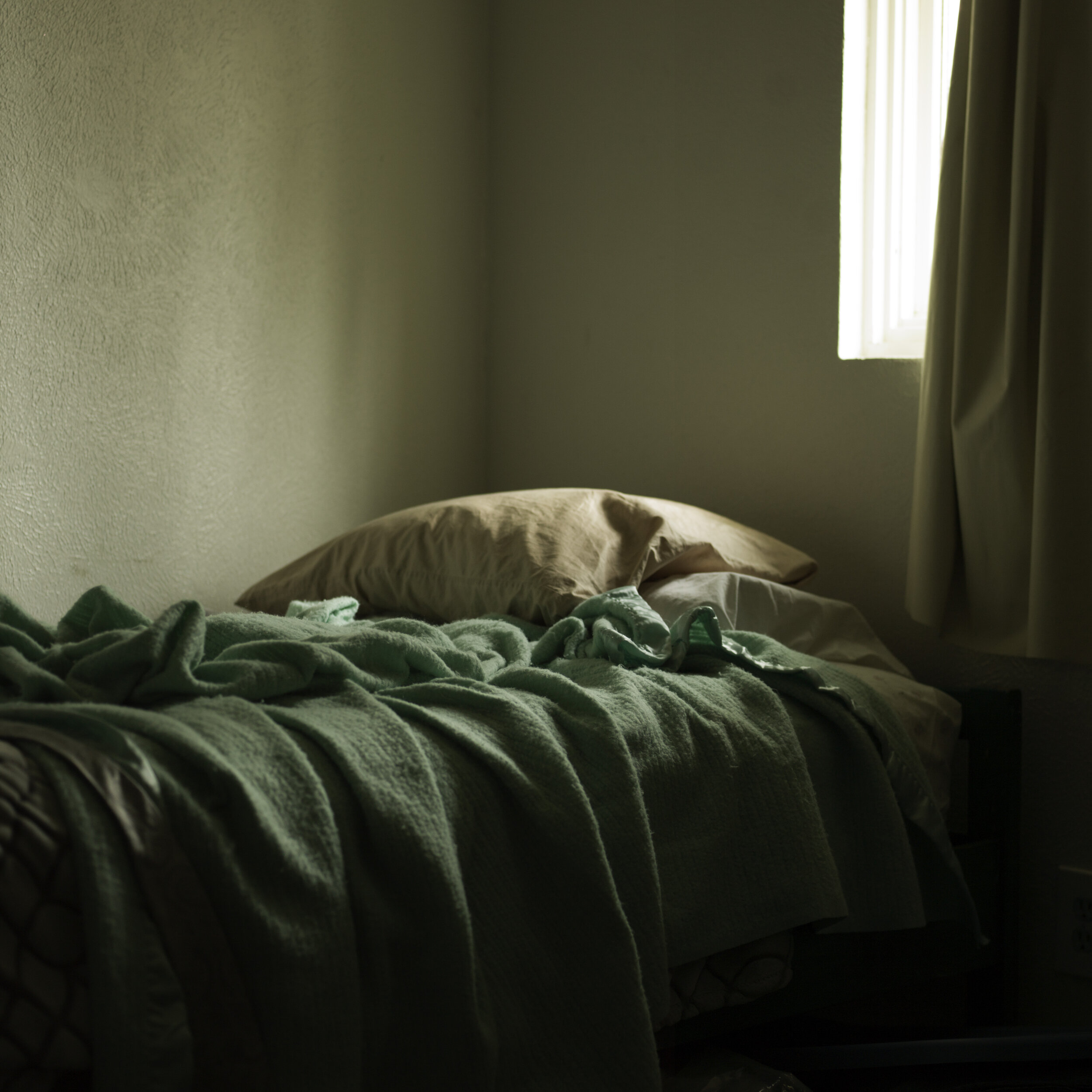 BFB0D9FA-01B8-4BEF-9F02-F2030E8D6BF8