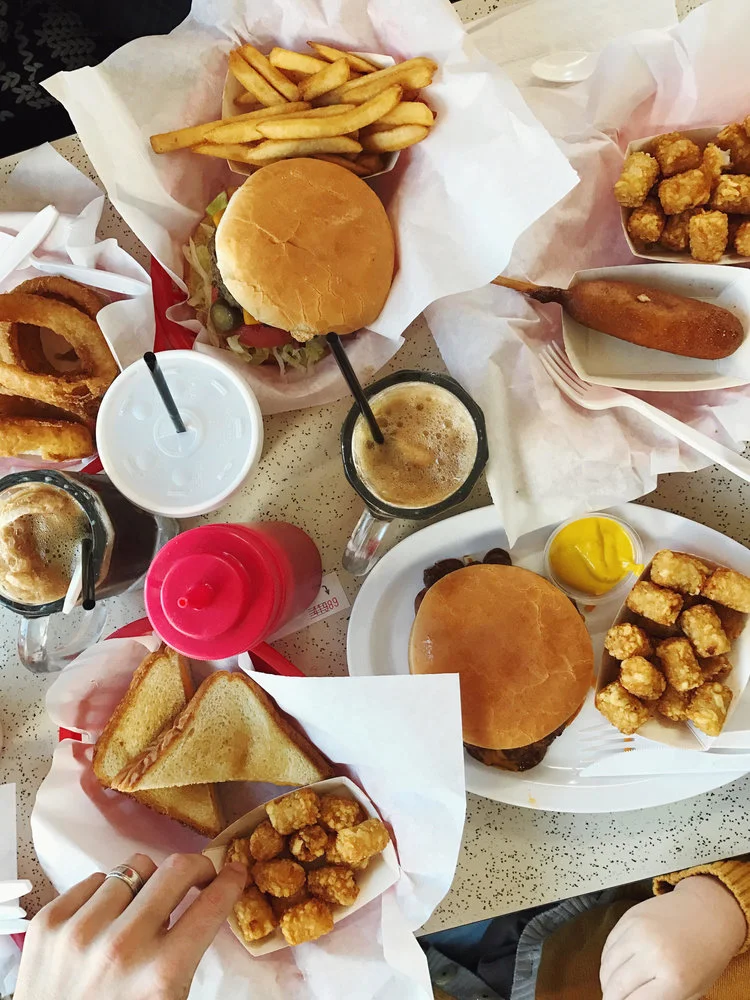 My Dallas | Del's Charcoal Burgers