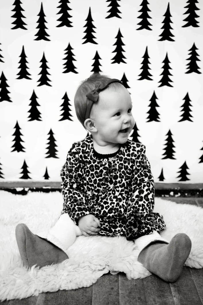 I Wanna Smooch Her Under Some Mistletoe.