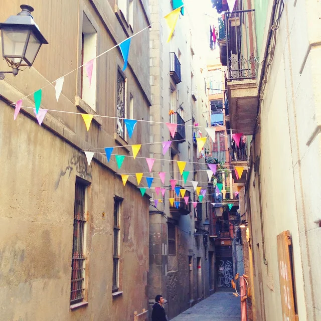 Pack Your Bags: Barcelona