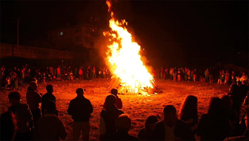 Campfire image.jpg