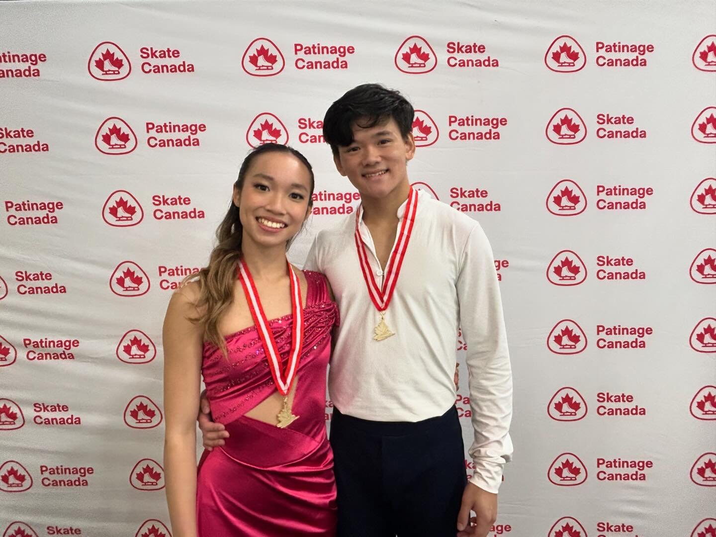 Congrats Chloe and Brendan!!! Nextgen a junior Ice Dance Champions😀 and shout out to Olivia Liu #skatecanada #vancouvericedance #bestfans #bcyksection