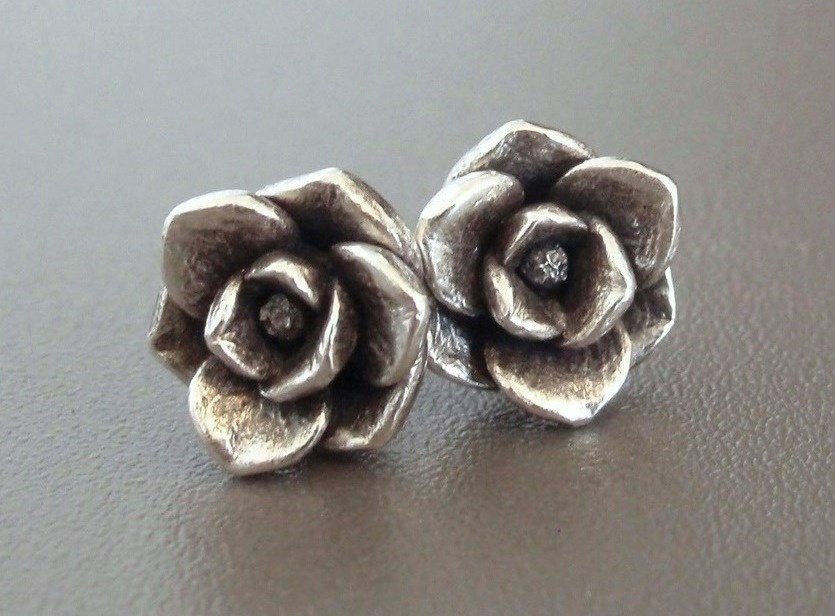  Magnolia Earrings in Sterling Silver. 