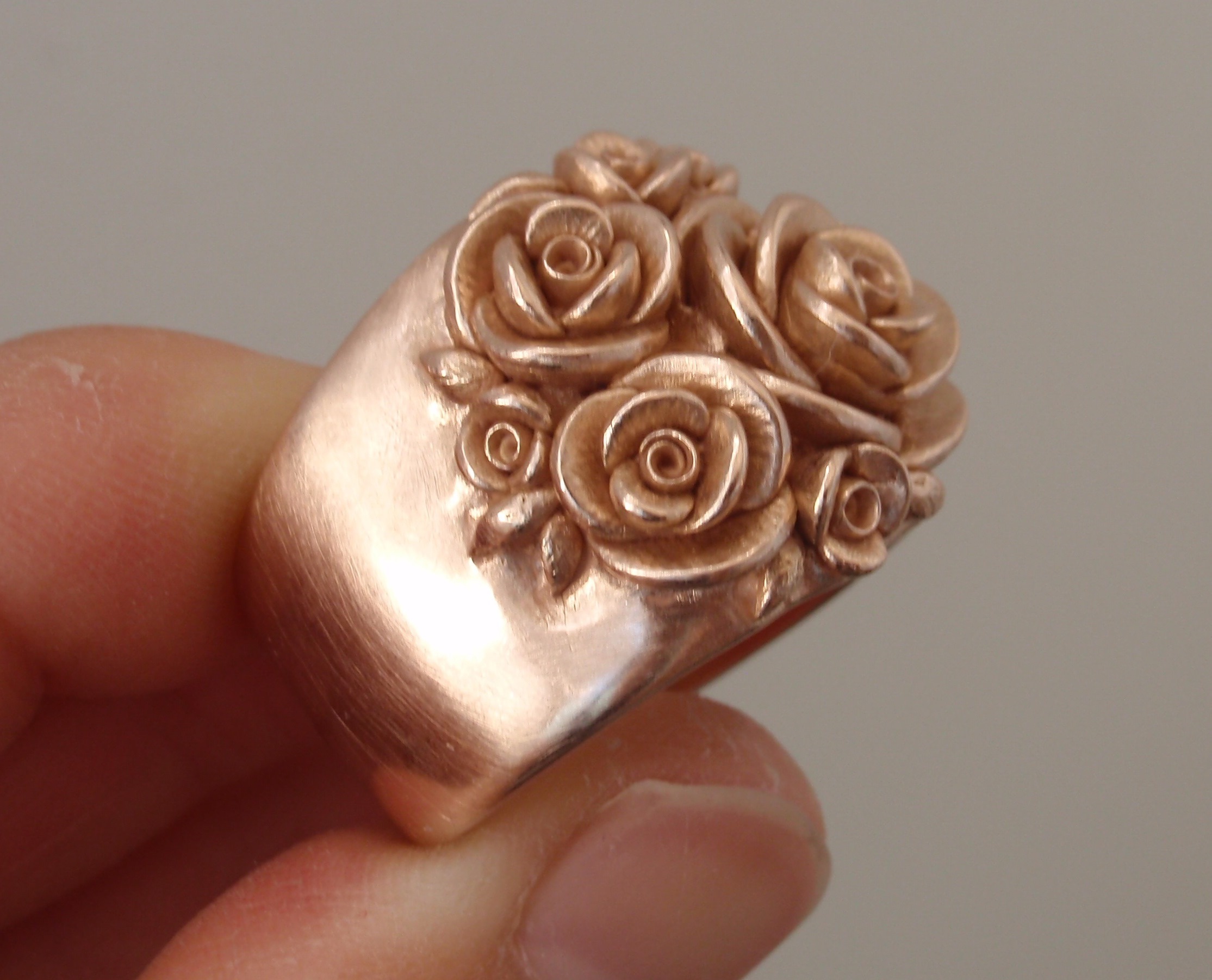  Bouquet of Roses, Wide-Band Ring, in 14K Rose Gold. 