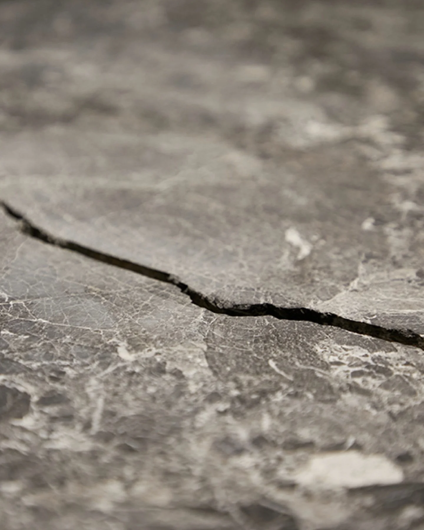 Embracing imperfections and celebrating uniqueness 💫

Join me at @maisonetobjet this January to explore my latest creations made from reclaimed stone 🪨 and locally sourced Belgian wood 🪵

&mdash;

Maison&amp;Objet Paris
15-19.01.2026
Belgium is De