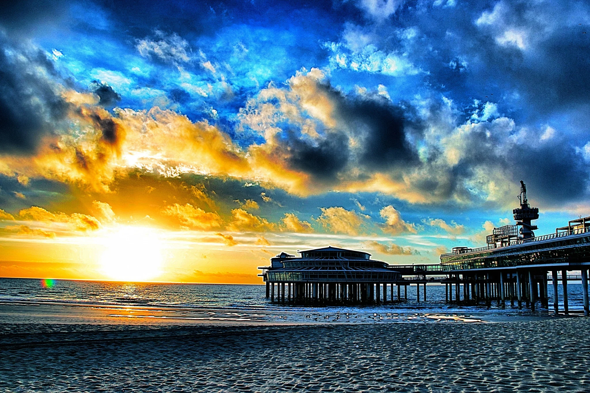 day-119---the-pier_8688659882_o.jpg