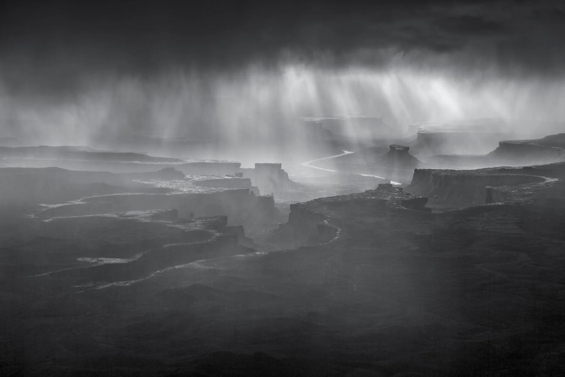 Best Landscape Lenses for the Utah Desert: A Moab Guide