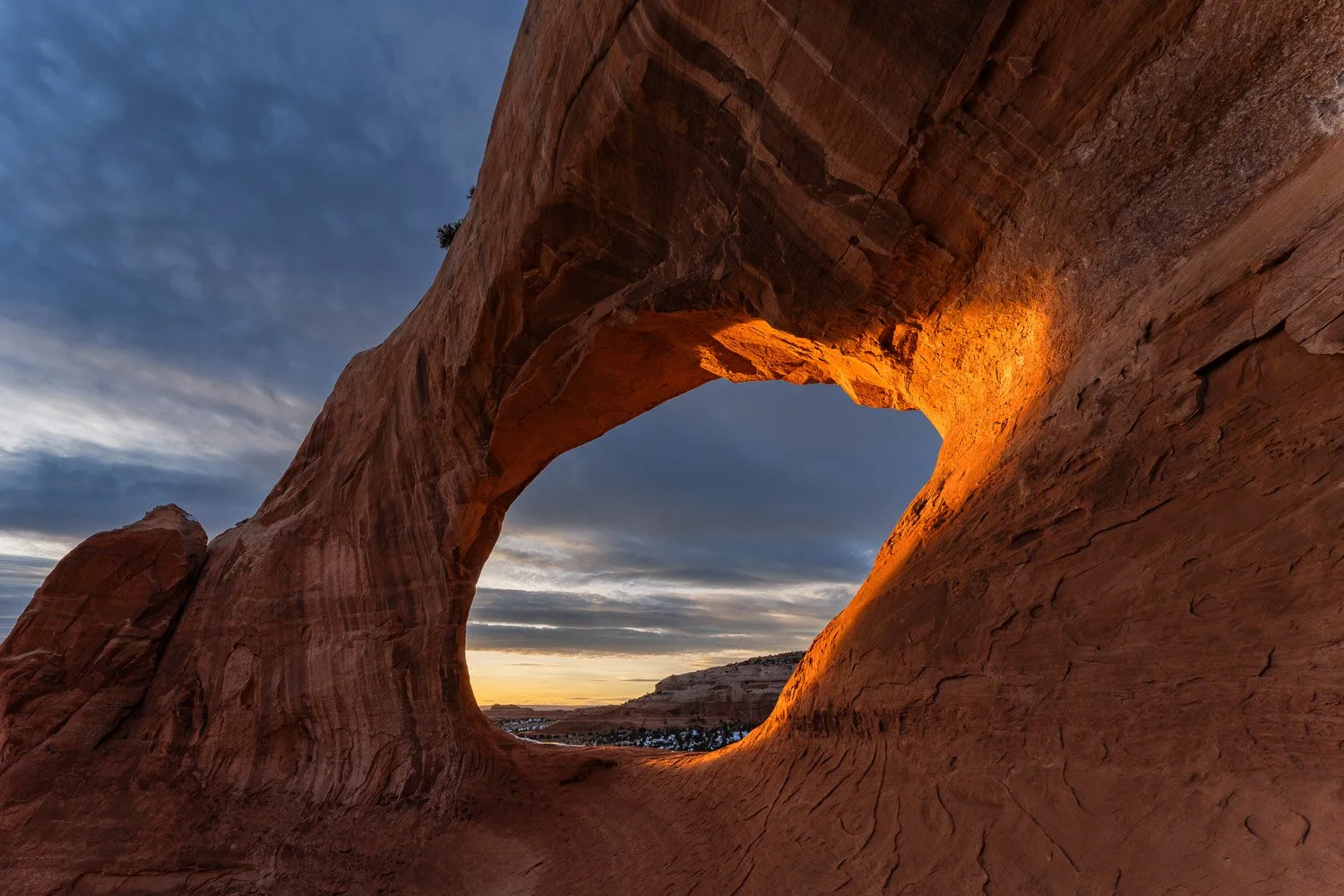 Ring of Fire at Wilson Arch.jpg