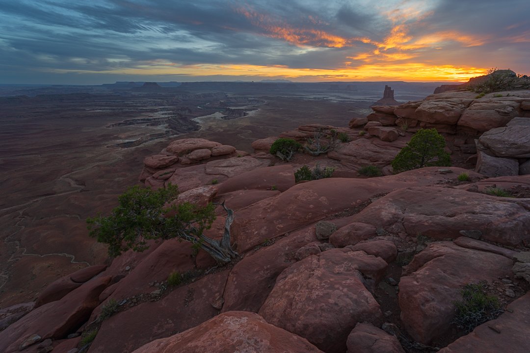 Colorful Sunset at Green River Overlook.jpg
