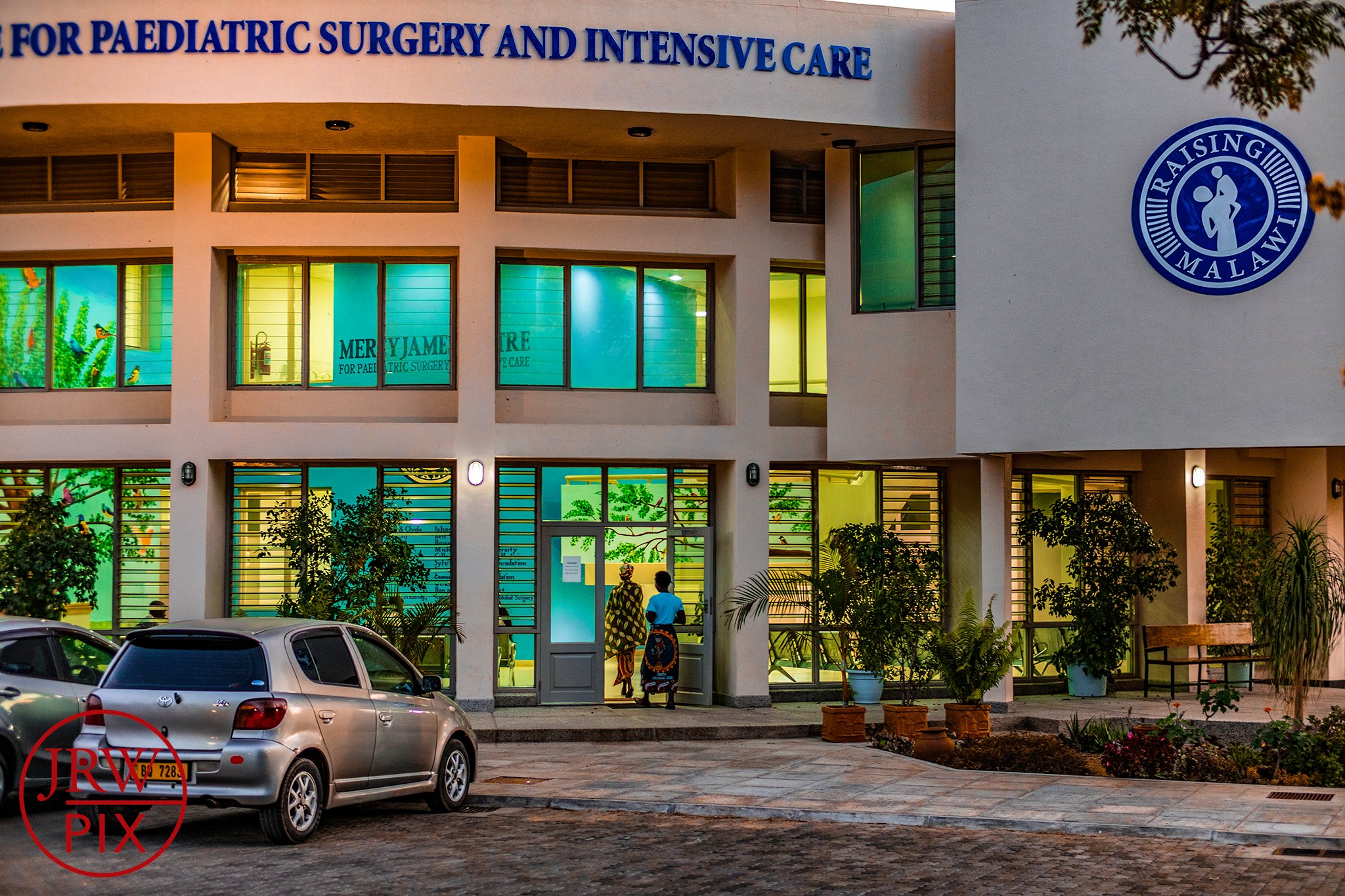 The Mercy James Centre for Paediatrics, where we have use of several beds for our clinical research. Photo by John Robert Williams.