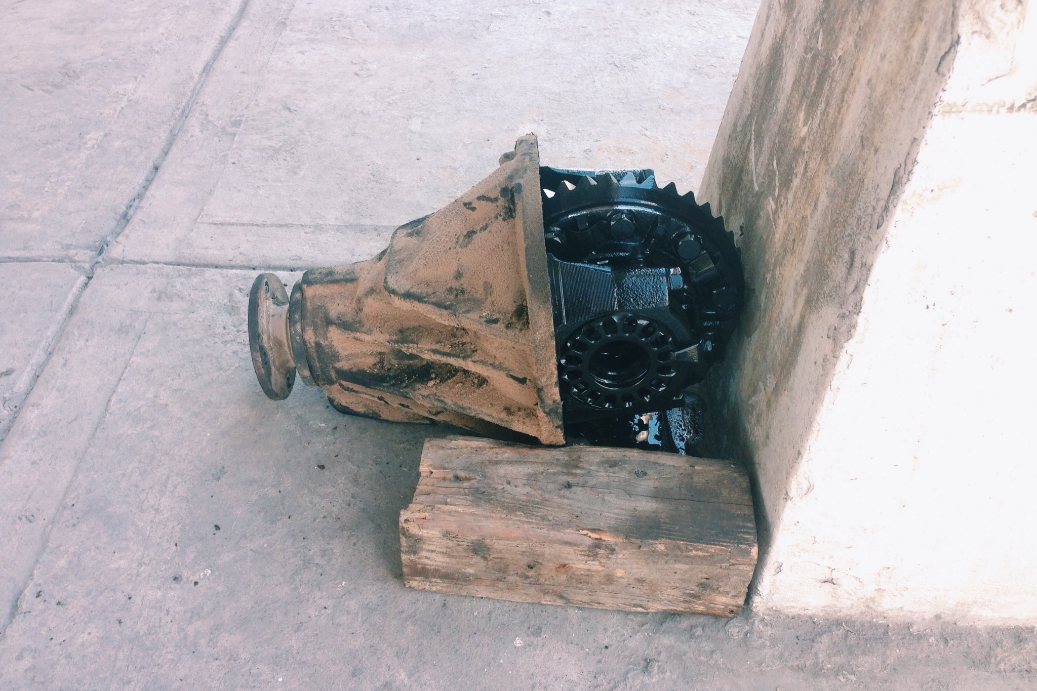 Julien, that big gear is what you need to replace on your Jeep BTW!