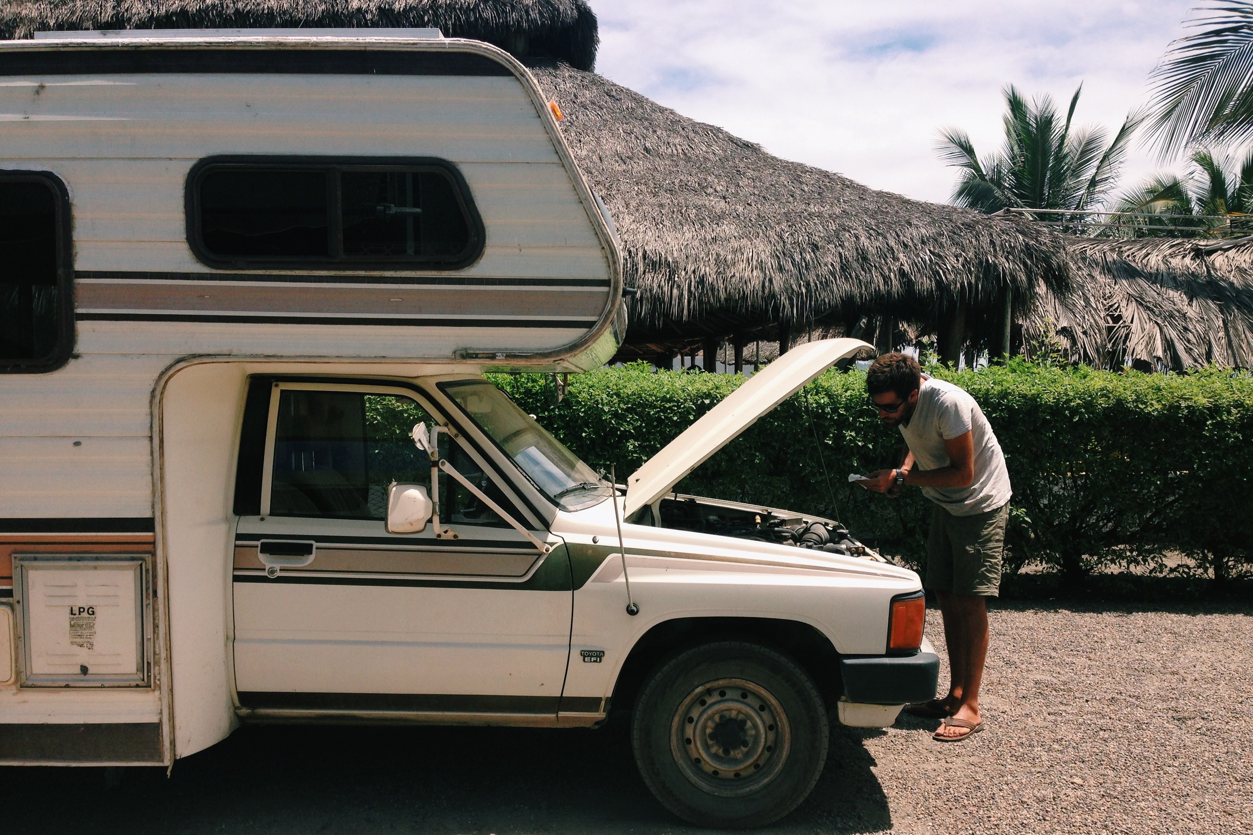Quick checkover after the drive back to Tres Amigos