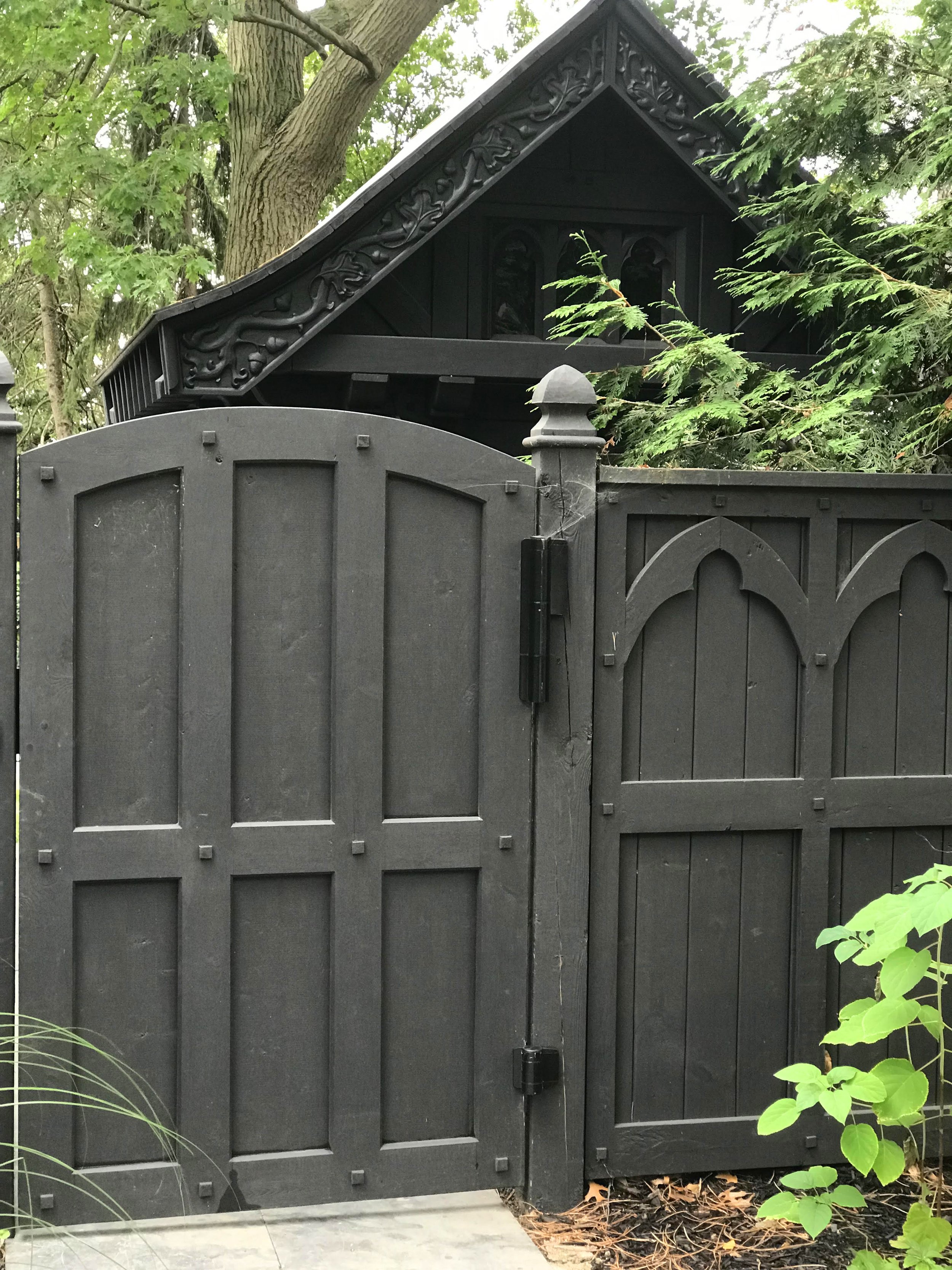 Shed northview with gate.jpgnew.jpg