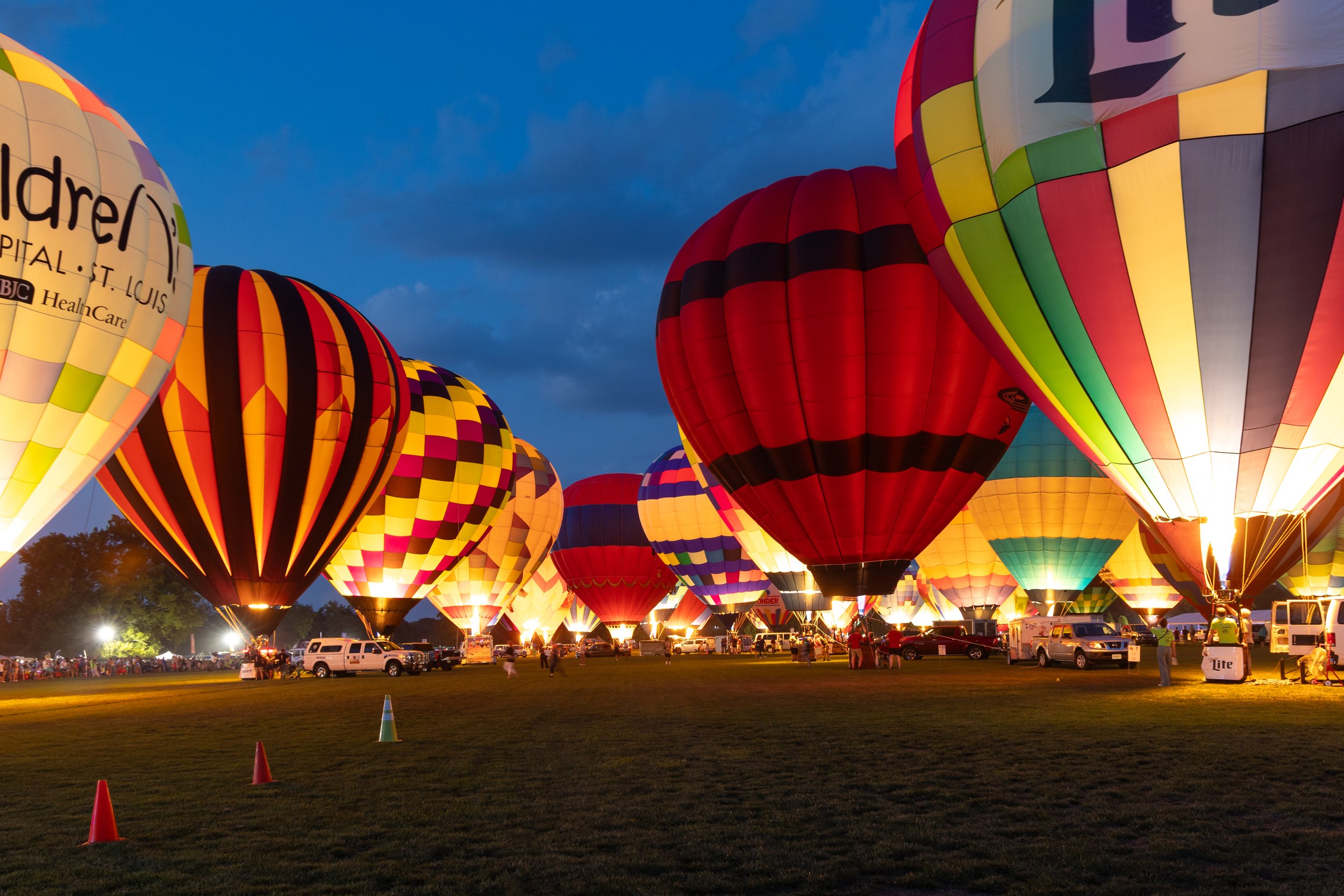 baloon glow-2724.jpg