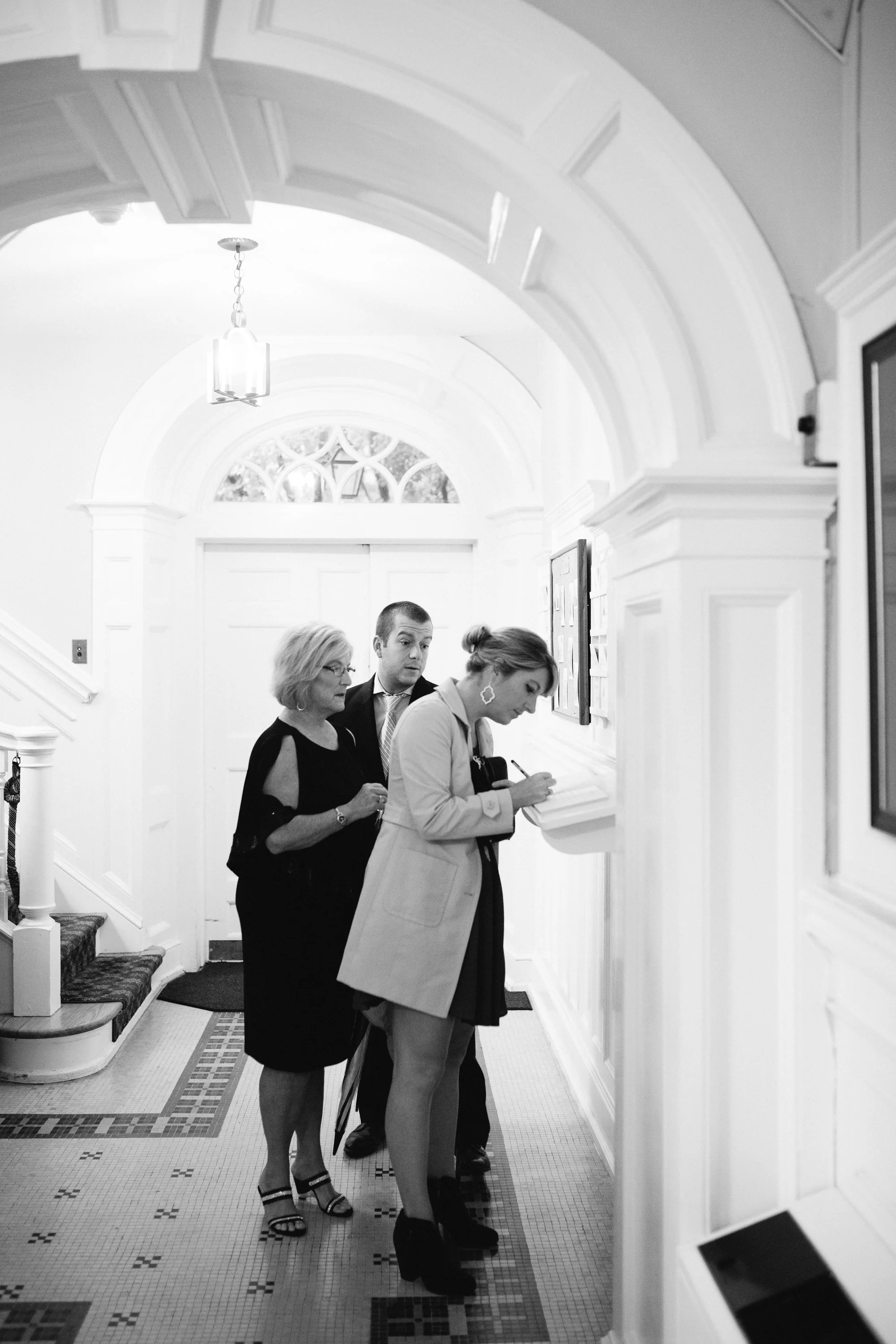 Hill_Ceremony_ANNAROUTHPHOTOGRAPHY_026.jpg