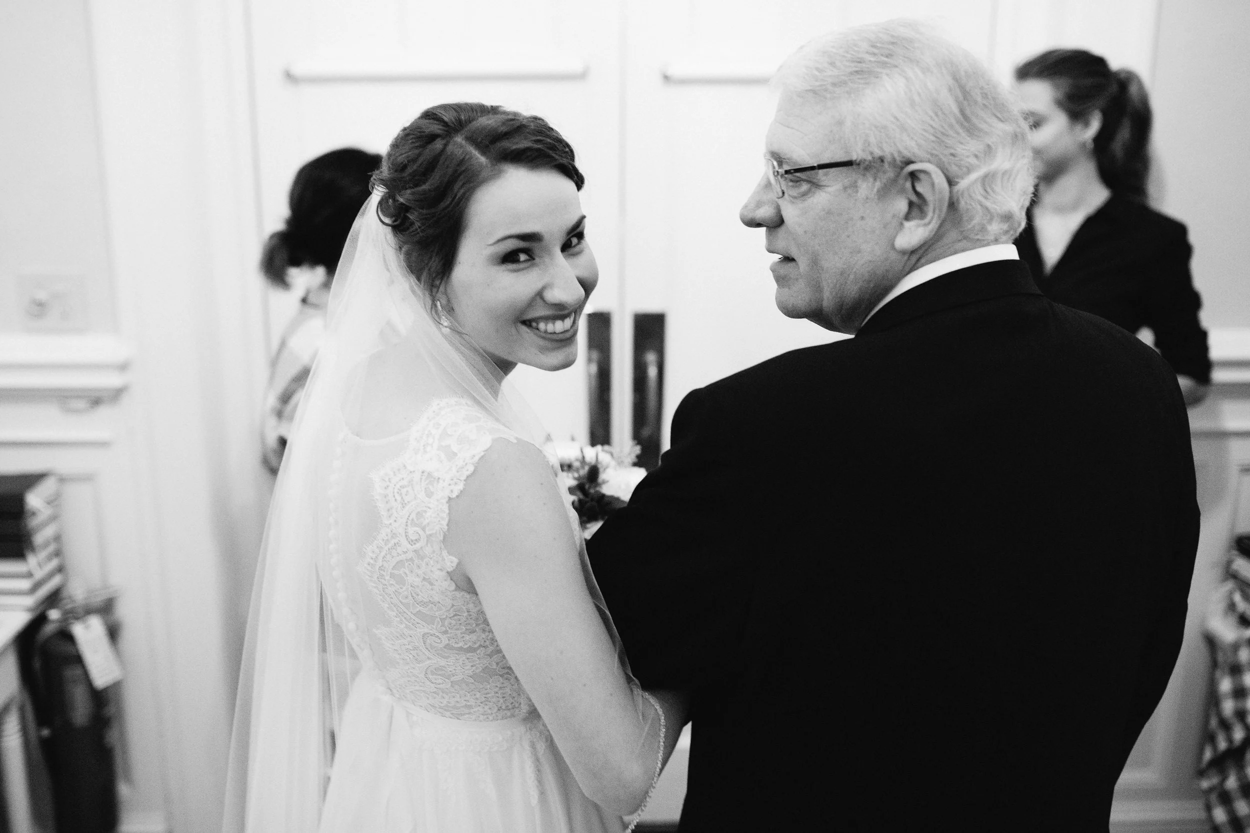 Hill_Ceremony_ANNAROUTHPHOTOGRAPHY_084.jpg