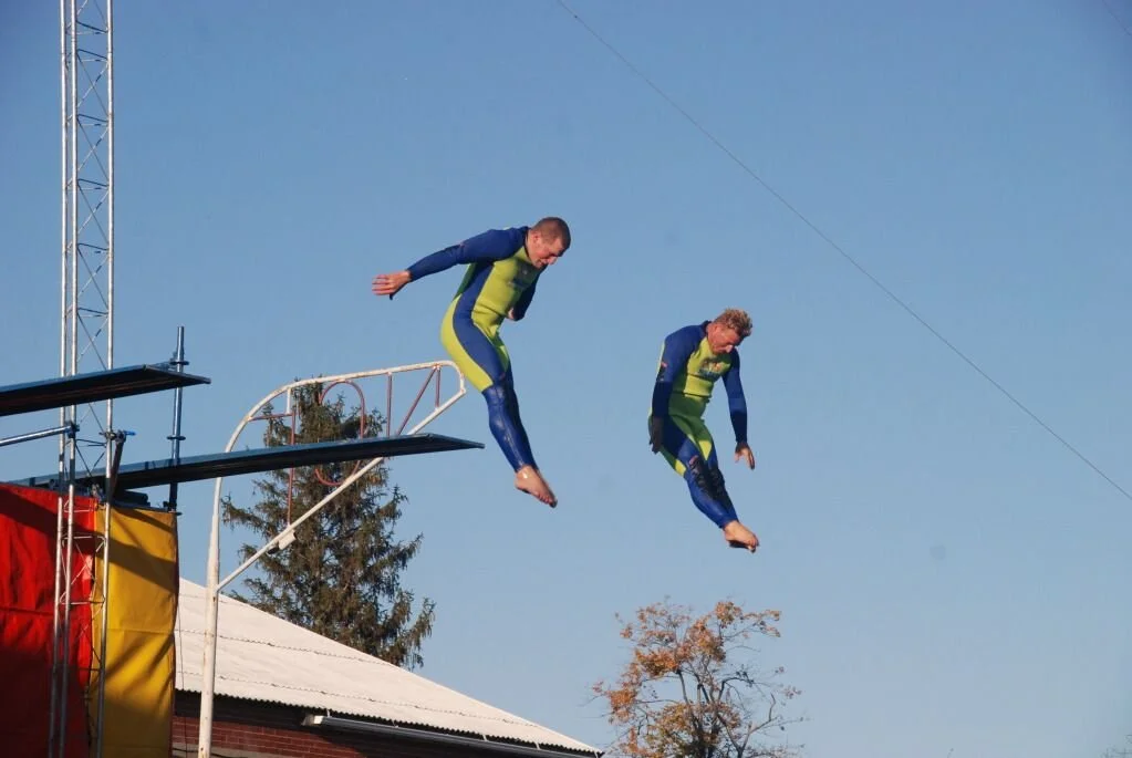Flying Fools High Dive Show — Artists & Attractions Entertainment
