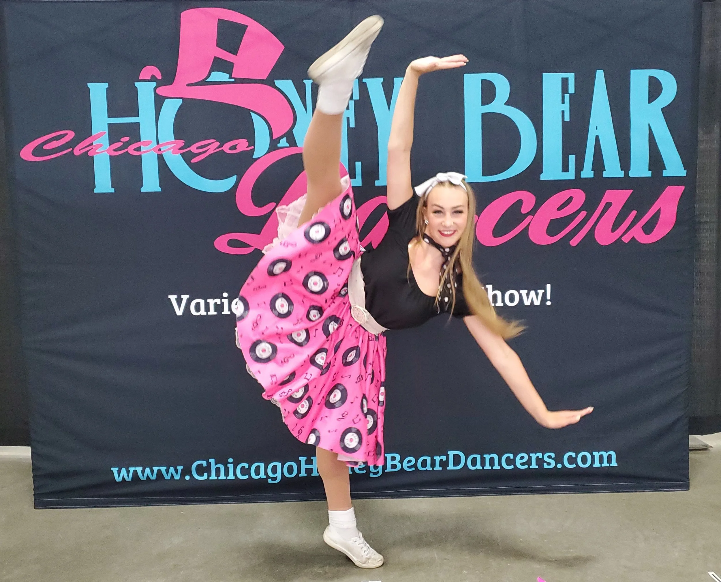 Chicago Honey Bear Dancers — Artists & Attractions Entertainment Booking Agency for Fairs and