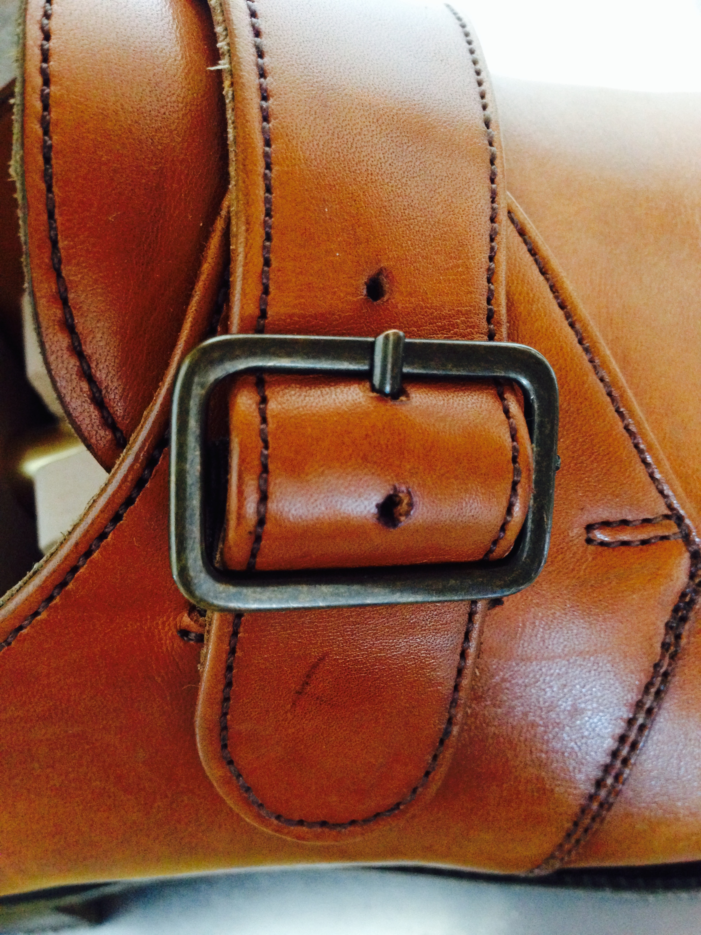 A monk's defining feature--the buckle. &nbsp;A more sensible option to the rather obscure hilo?