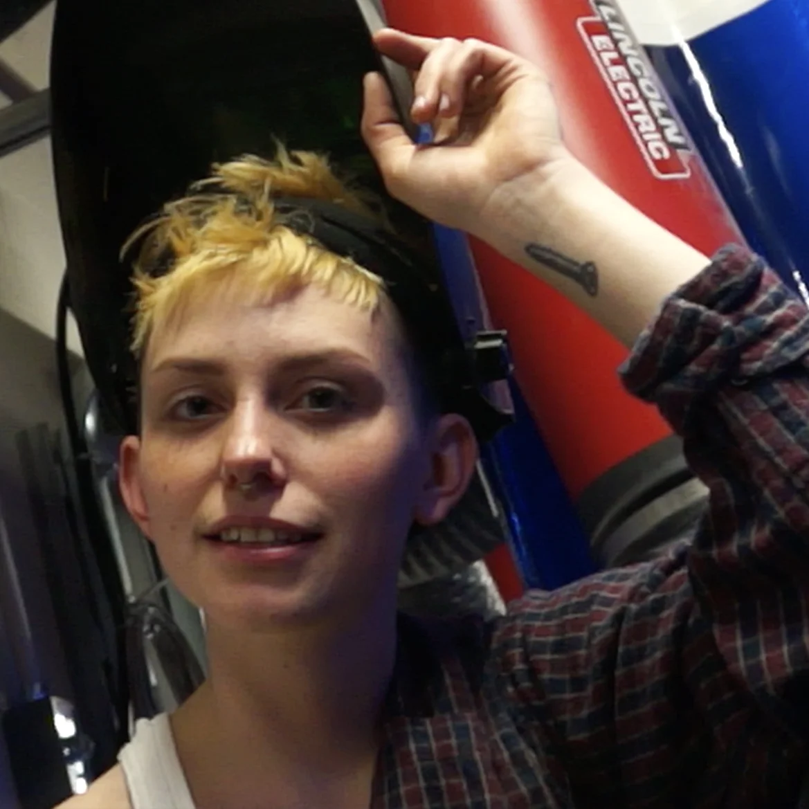 NinaDevine-Headshot.jpg