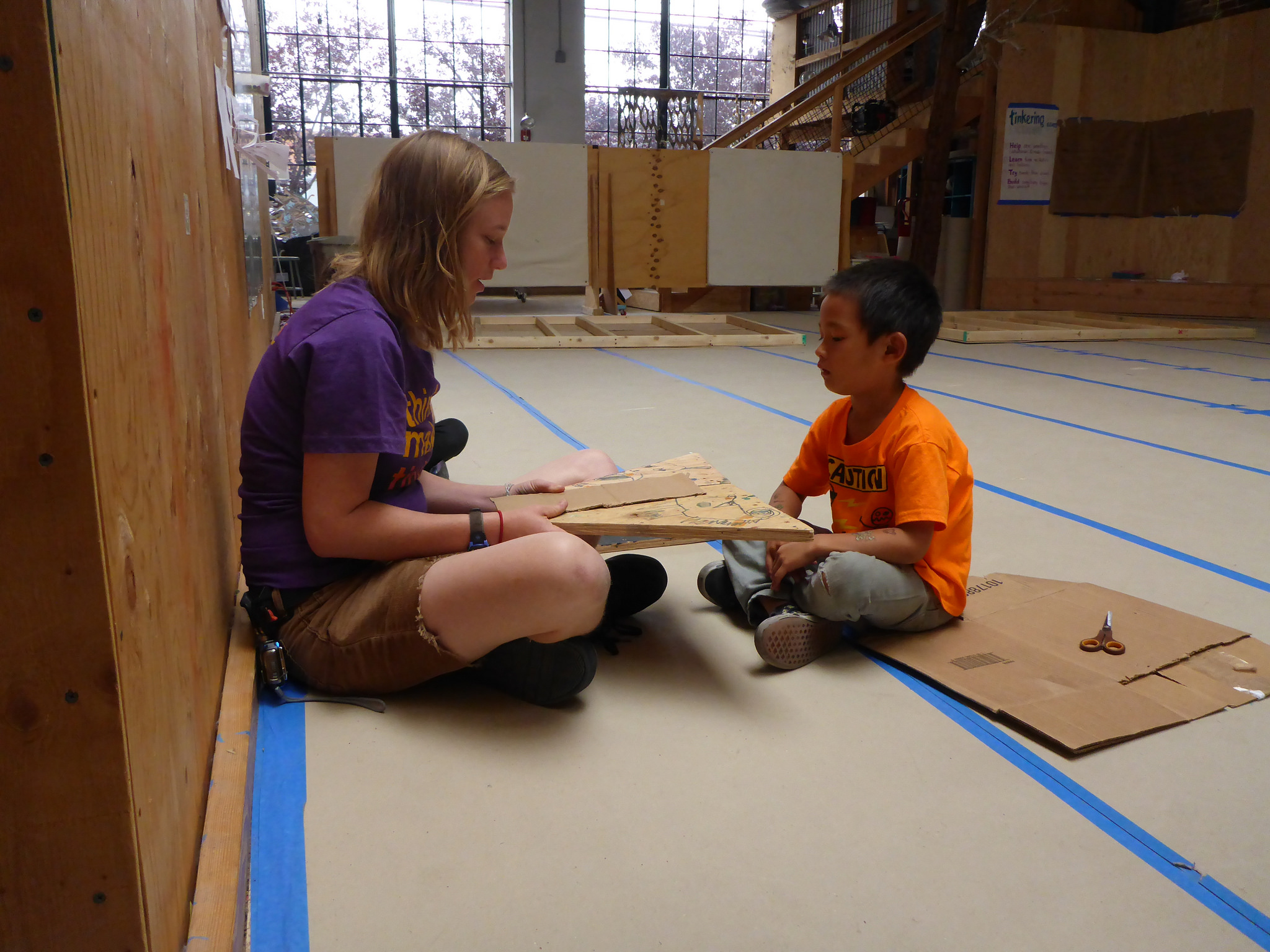  Lindsay and Haruki discuss transferring pop-up paper folding to working with wood. 