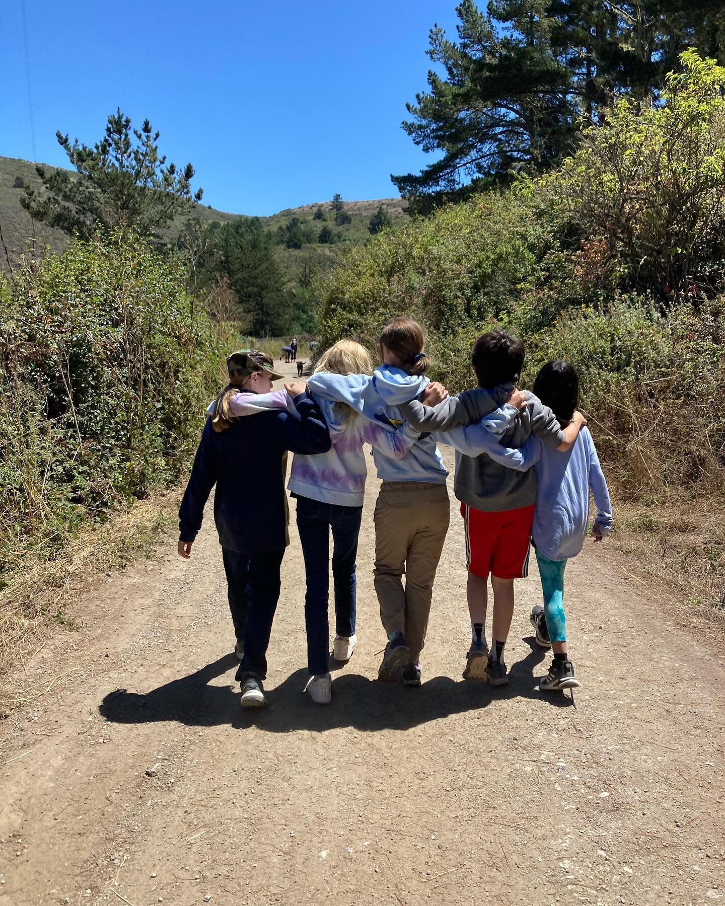 We build a lot of things at Tinkering School&hellip;and one of the most important are lasting friendships. 

#tinkeringschool
#summercamp