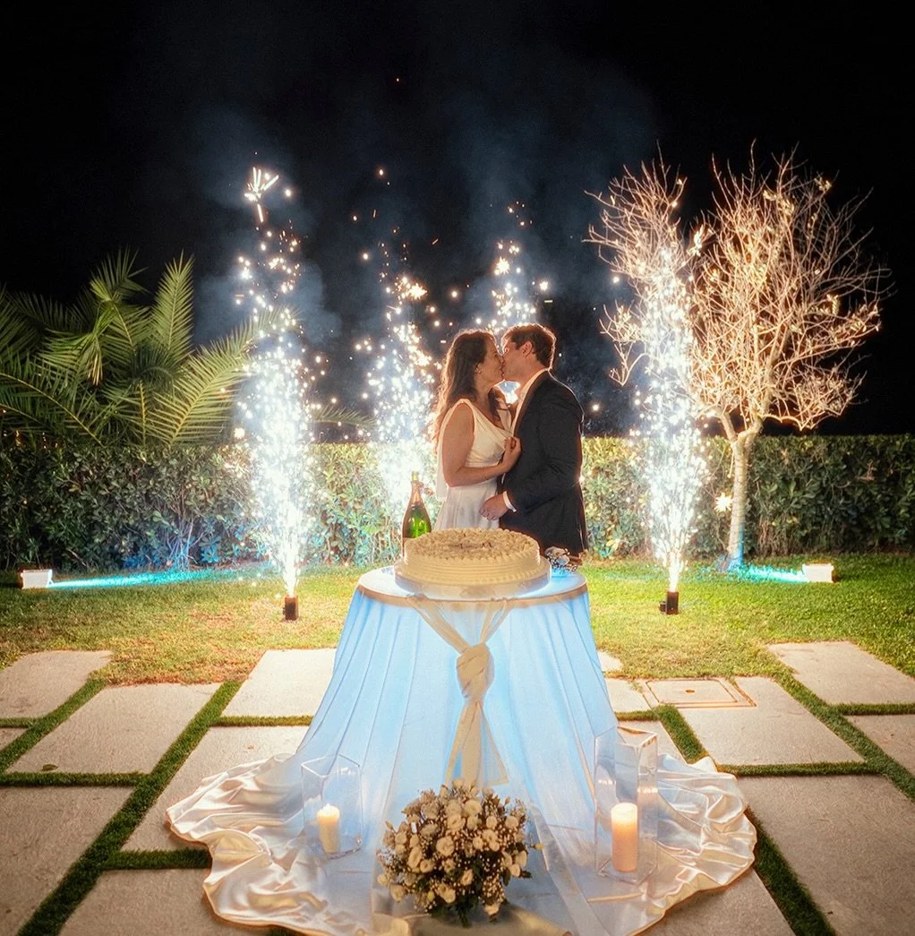 Final kiss
.
#kiss #weddings #riandewedding #weddingphotographer #romeweddingphotographer