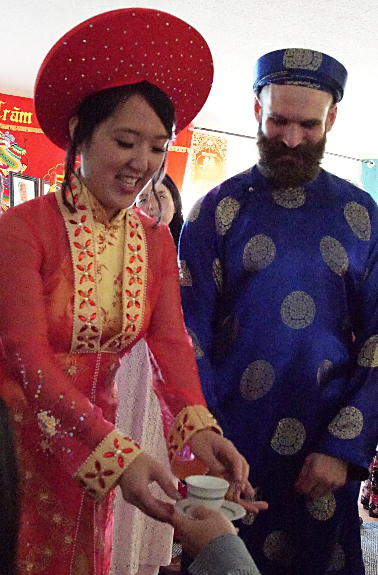 VietnameseTeaCeremony.jpg