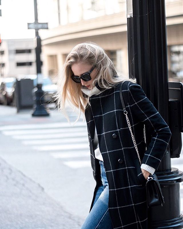 Is everyone as excited as me to break out the coats!?! Loving my latest score from @dezzal_online. Full blog post is live at FF! 
http://liketk.it/2pnEH @liketoknow.it #liketkit #dezzal #dezzalonline #fallcoats #windowpane #streetstyle #inspiredbyins