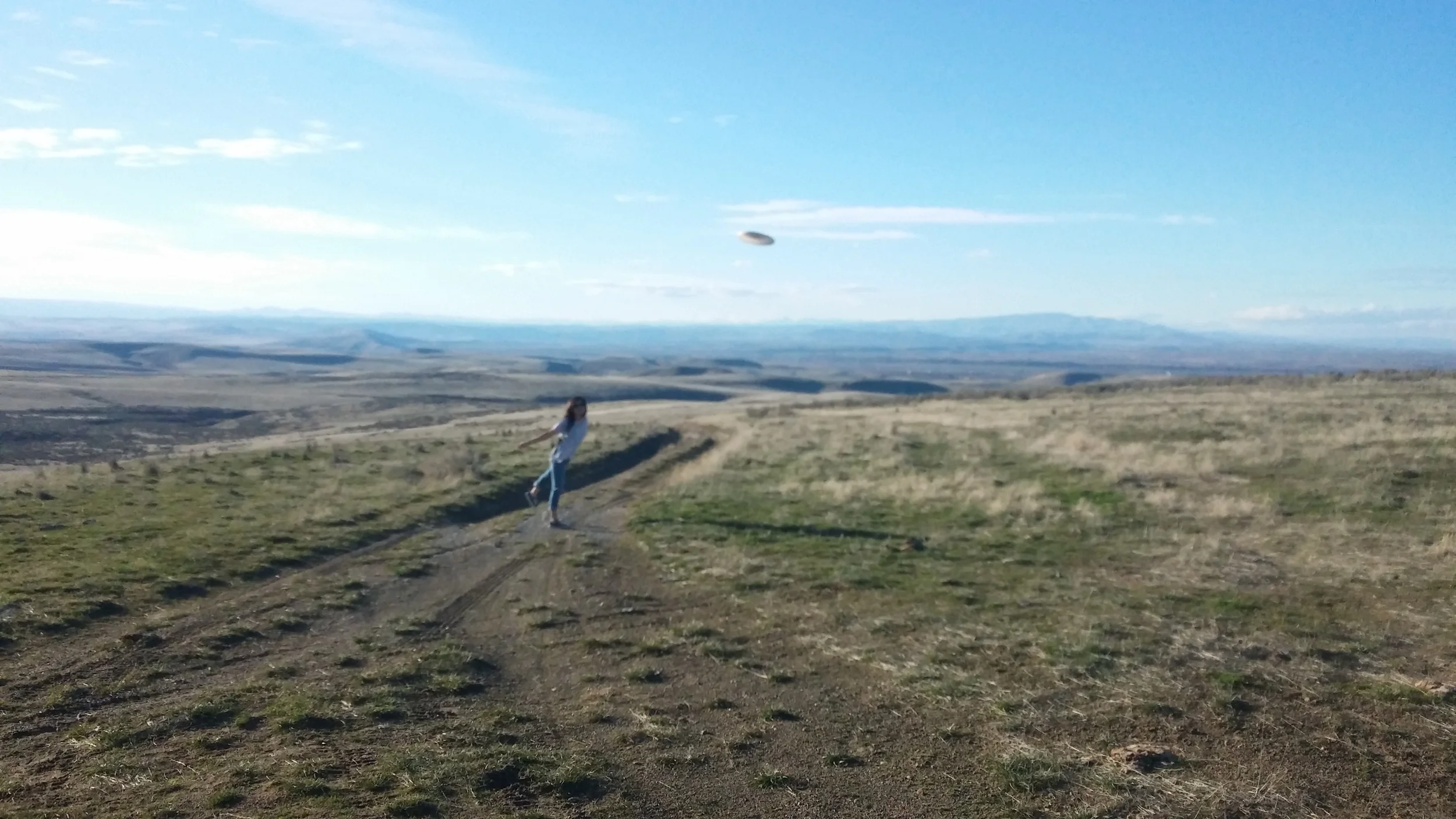 Frisbee in the Hills