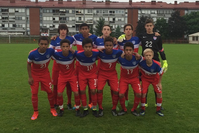 Defreitas-Hansen with the U14s, top right