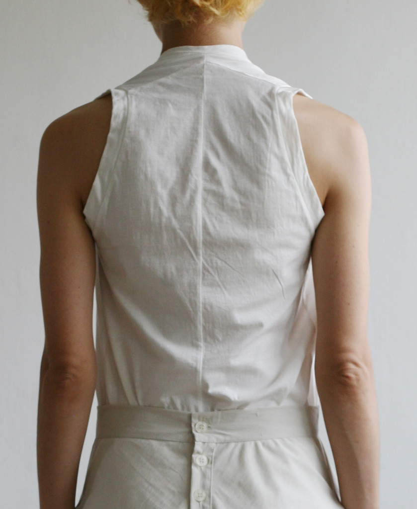 White-Stripe-Angle-Top_back_1024x1024.jpg