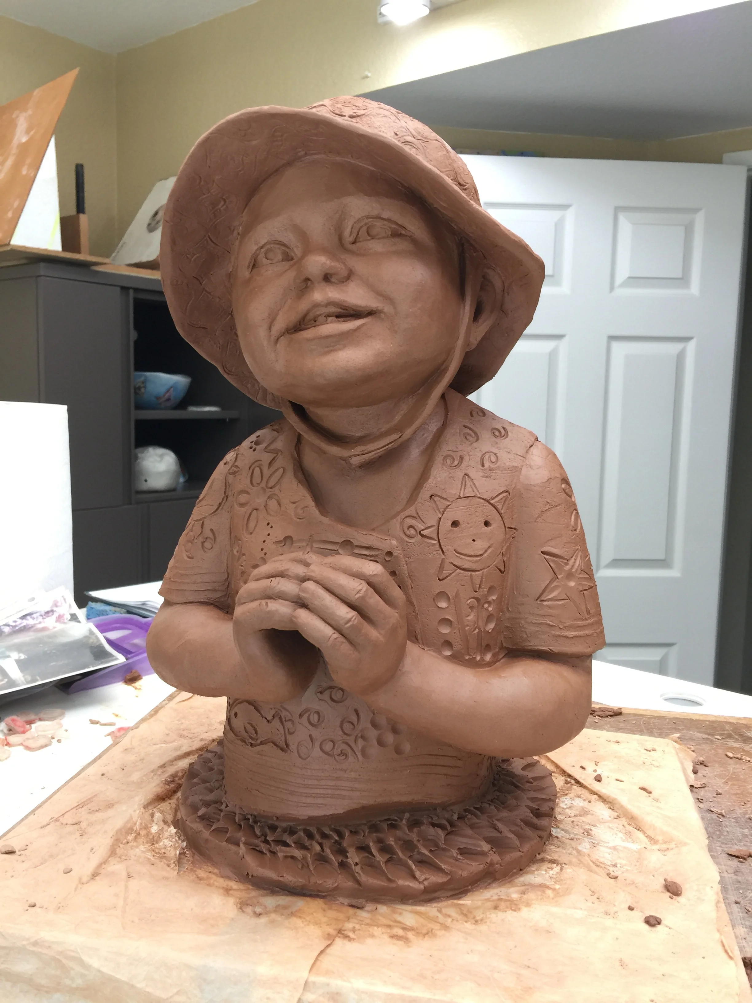 Maggie_front_r_clay.jpg