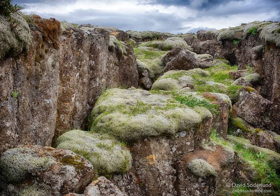 Between tectonic plates, Thingvellir