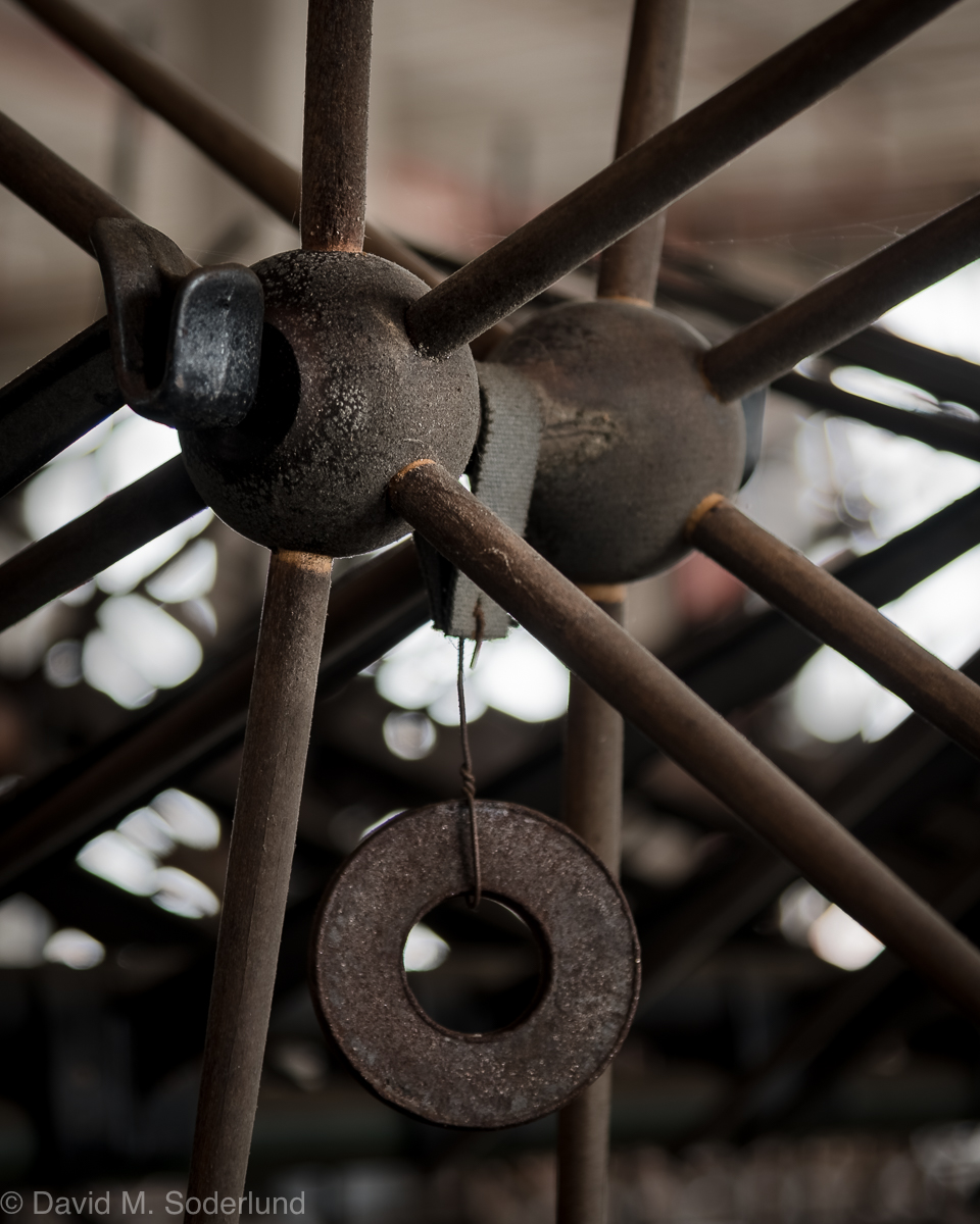 Spindle detail. Nikon D750, Nikkor 24-120mm f/4 @ 70 mm, ISO 100, f/4.