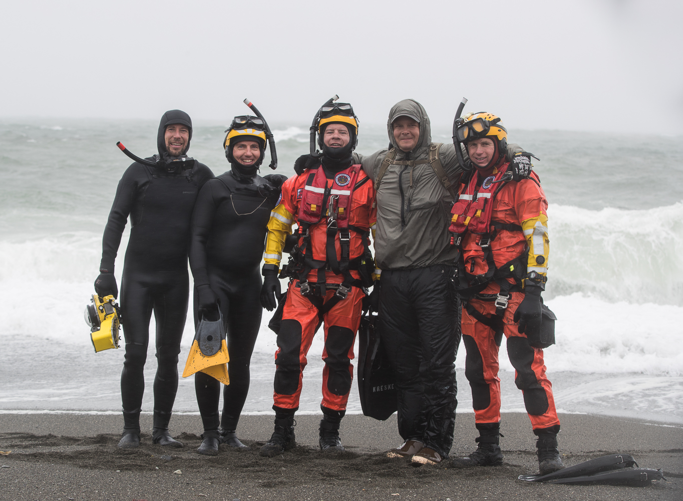 The last day of the shoot photographing high surf operations with an amazing team from the USCG. Photographer: Justin Bastien, Aviation Survival Technician: Jason McGrath, Aviation Survival Technician: Jon Kreske, Aviation Survival Technician Chief Tom Bolen and Aviation Survival Technician: O’Brien Starr-Hollow.