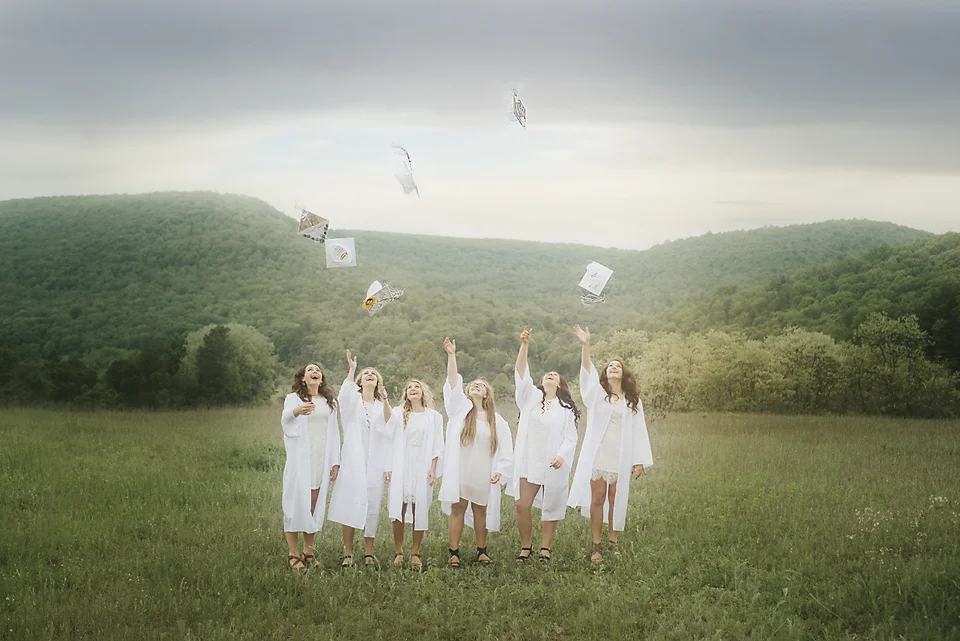 Grads_12.jpg