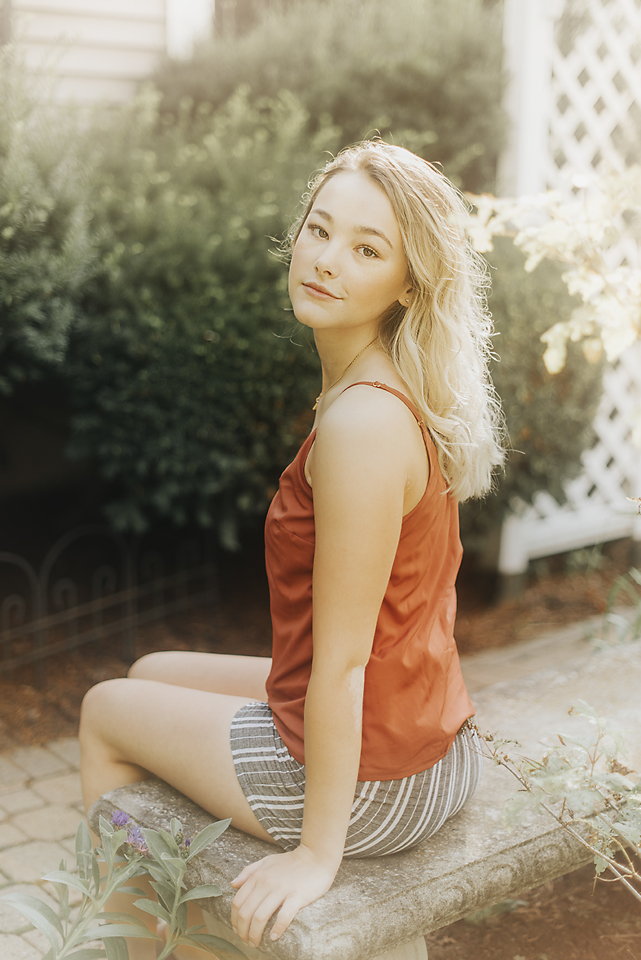 Lacey_5.jpg
