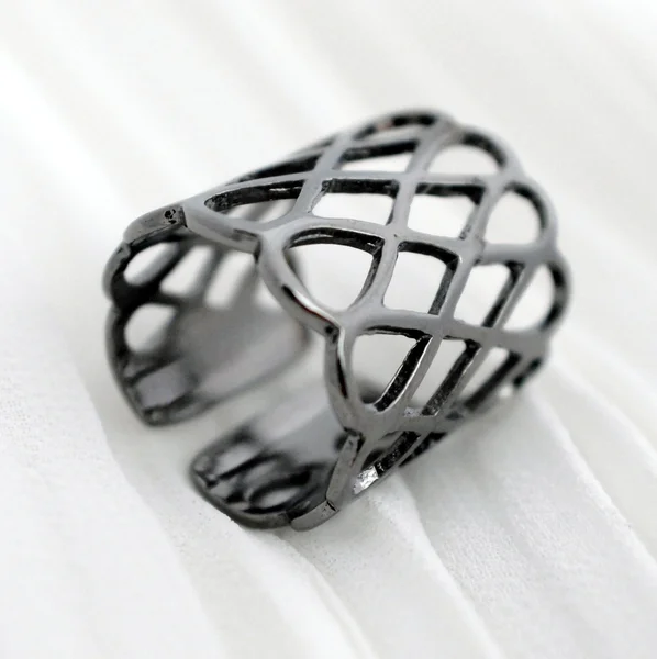 Anel em Ródio Negro PatBijoux, 2014