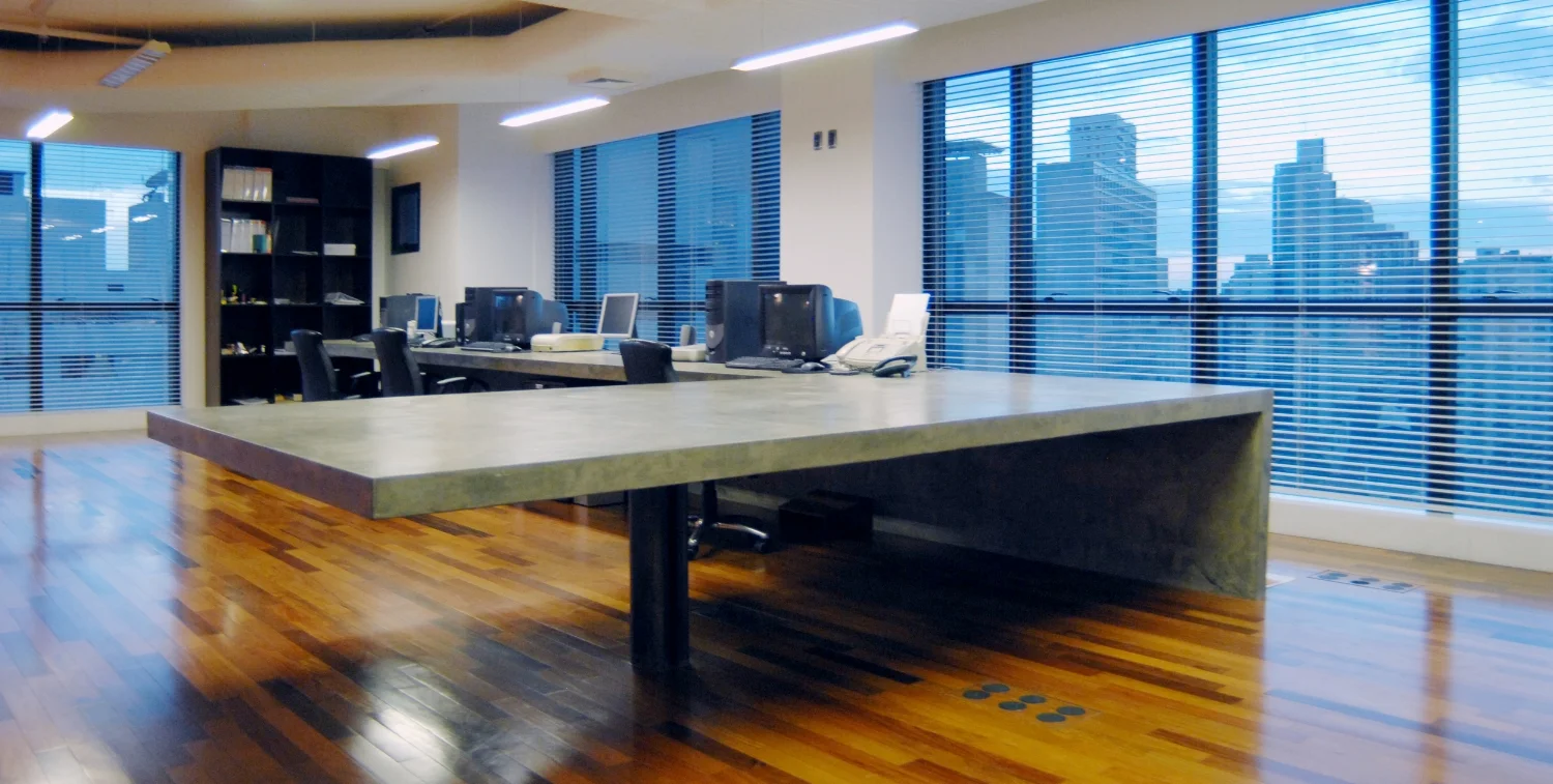  Arquitetura de Interiores&nbsp; Patricia Borges .&nbsp;  Projeto e obra comercial, Curitiba 2004 