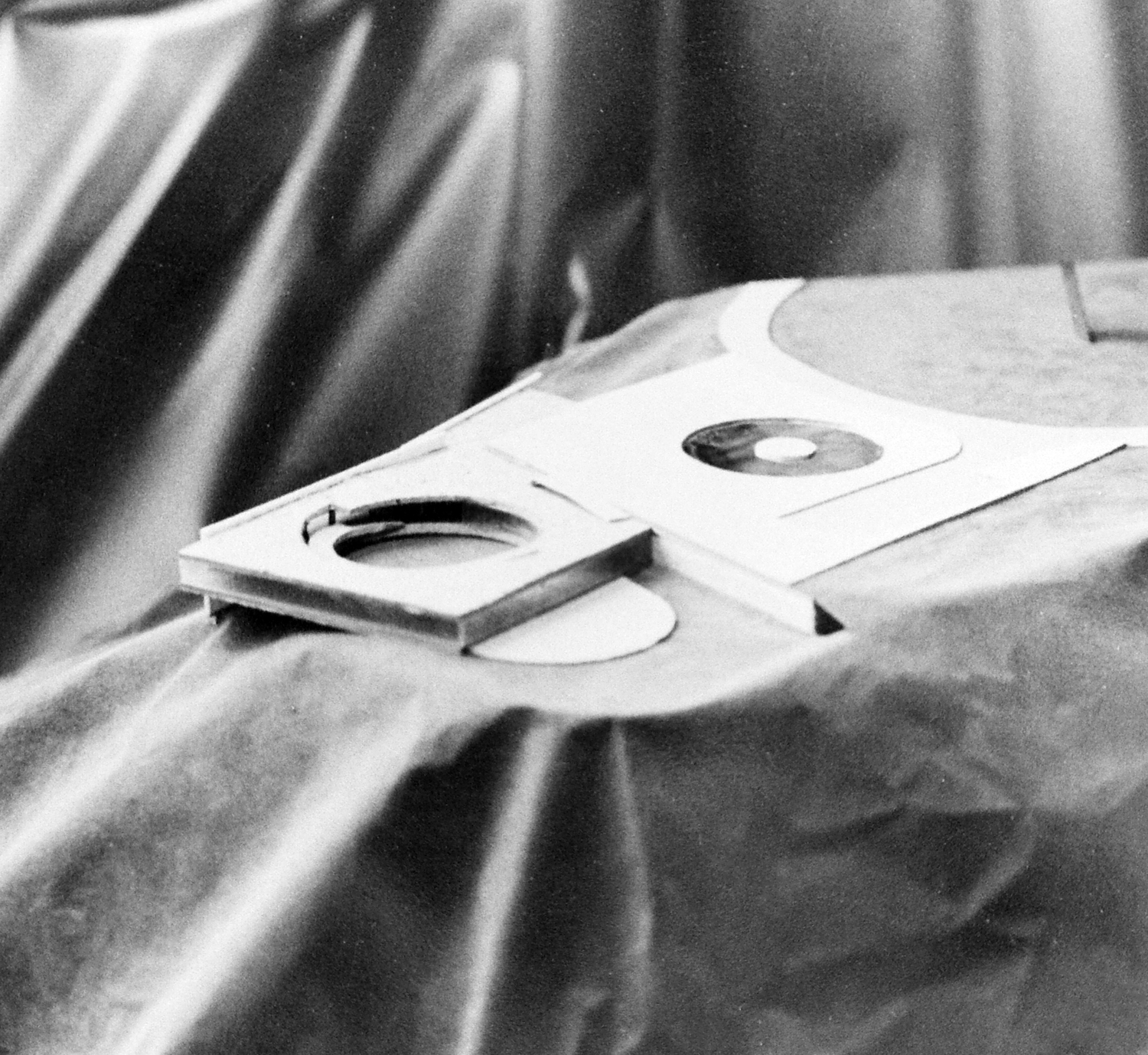 Projeto Museu Amilcar de Castro, 2000