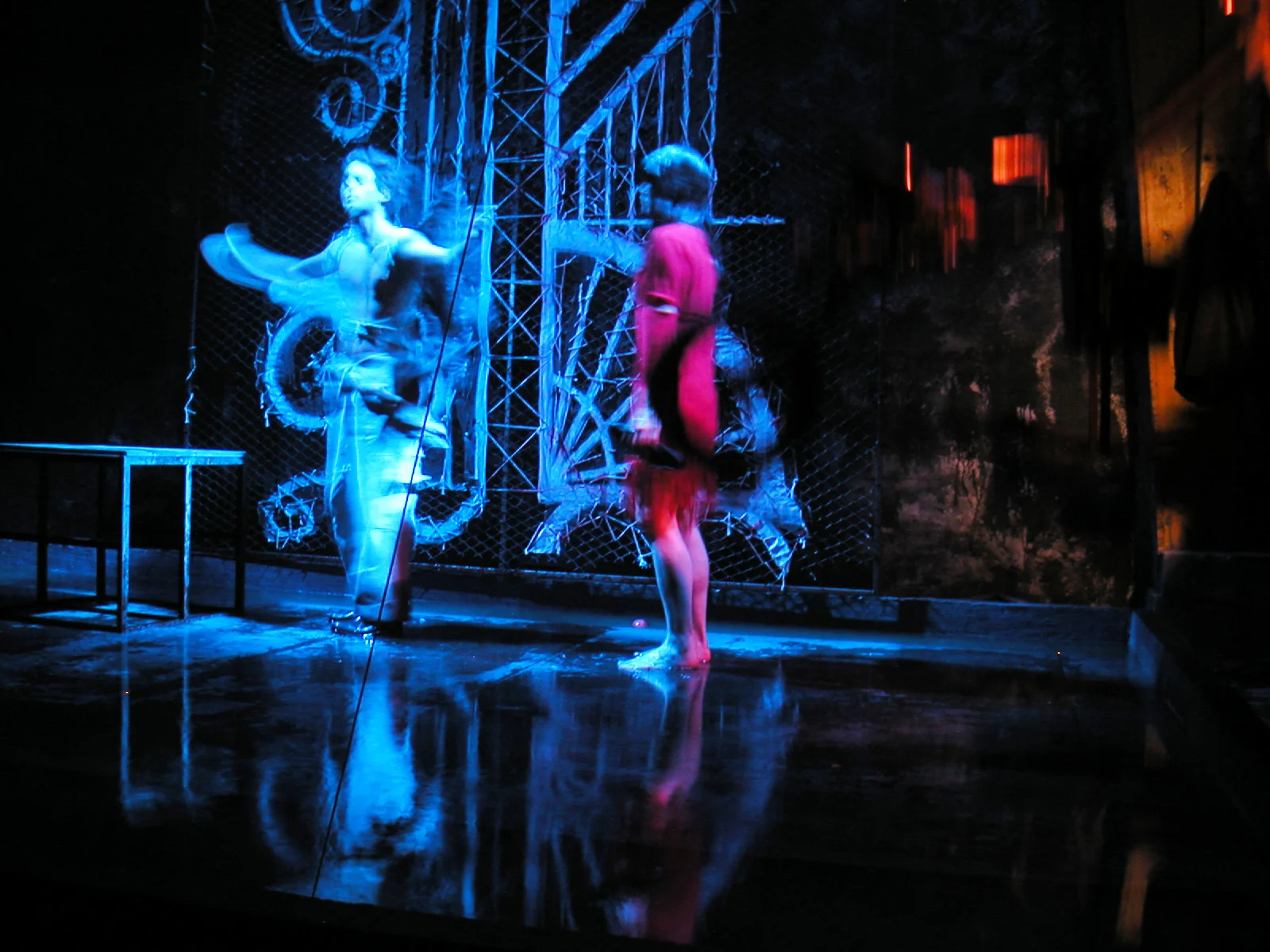 A Longa Viagem do Comandante Fulano de Tal pelo Grande Oceano, 2004