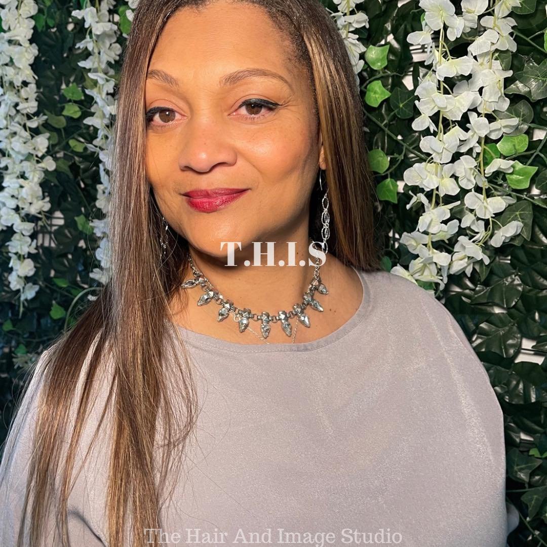 Book With Tyra:

Let's be direct about this beauty and her sleek, straightened hair.
#lowryskincare #thehairandimagestudiolowry #healthyhairwecare #lowryhairsalon #lowrybeautyteam #denverbeautyteam #denverhealthyhaircare #lowrybeauty #lowryhealtyhair