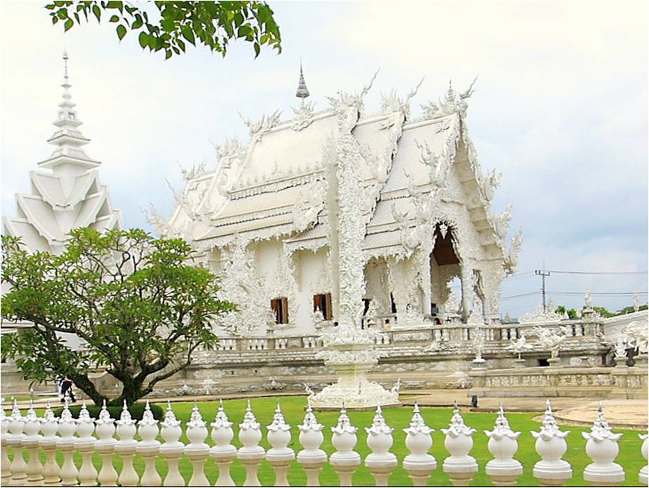 Rong Khun Temple.jpg