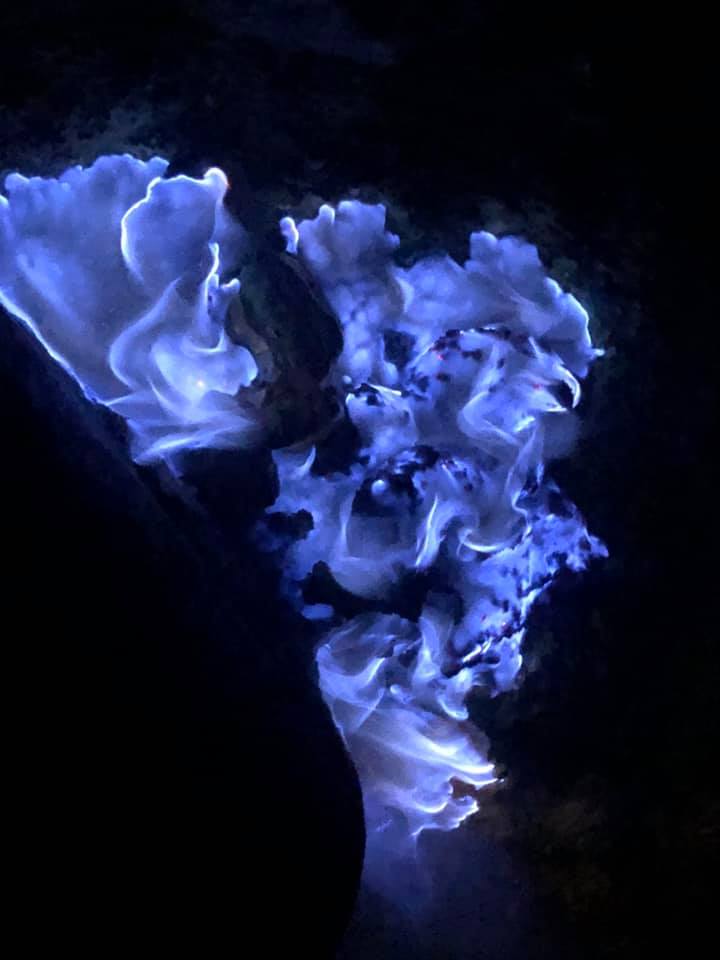 Blue Flame Mt Ijen.jpg